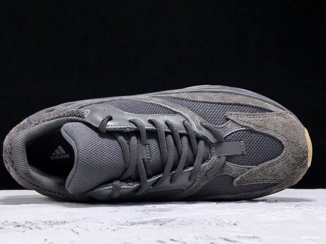 Adidas Black Boost 700 FV5304 Yeezy Utility 0831